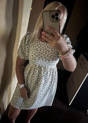 Платье в цветочек