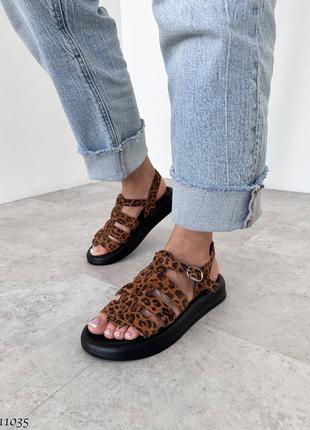Трендові леопардові босоніжки переплетені натуральні 110357 фото