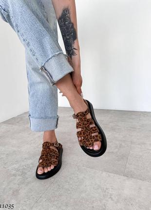 Трендові леопардові босоніжки переплетені натуральні 110359 фото