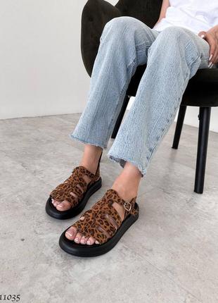 Трендові леопардові босоніжки переплетені натуральні 110355 фото