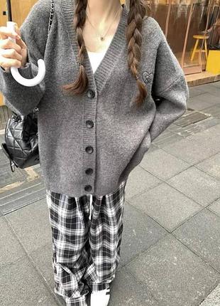 Брюки палаццо вільного крою в клітинку штани широкі прямі на високій посадці стильні базові чорні червоні2 фото