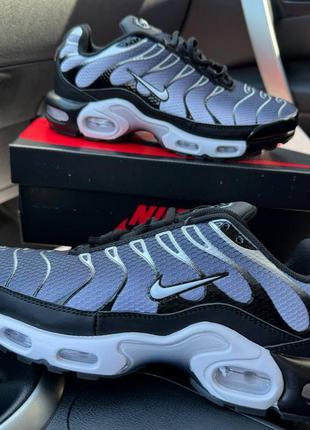 Кроссовки nike air max tn plus black white
