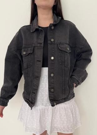 Джинсова куртка, джинсовка bershka