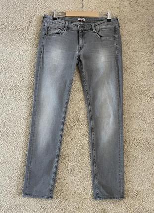 Продам джинси tommy Felpa hilfiger