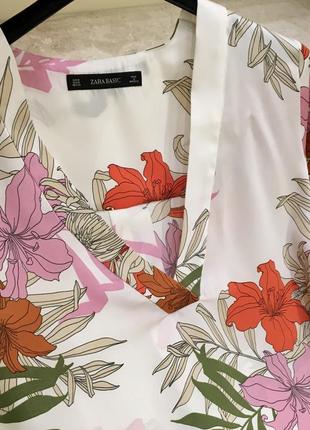 Блуза сатинова під шовк zara satin flowy floral print blouse size m7 фото