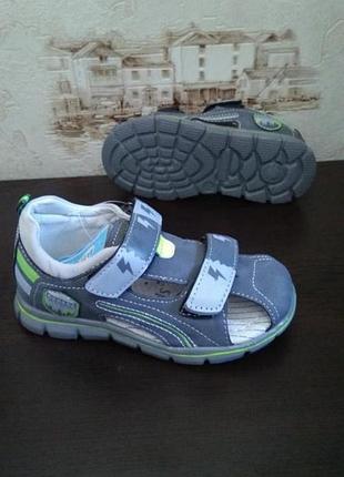 Босоножки для мальчика
