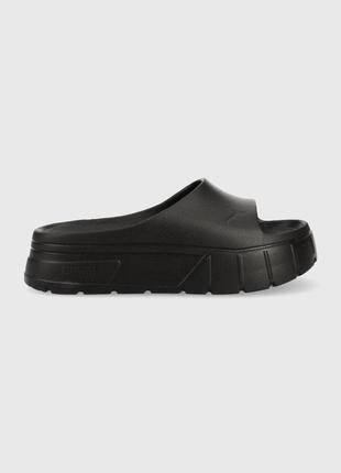 Шльопанці puma