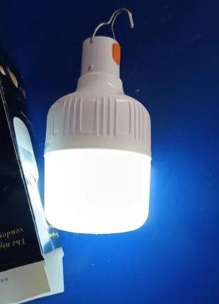 Кемпинговый фонарь. заряжается от usb кабеля. имеет три режима освещения. при...