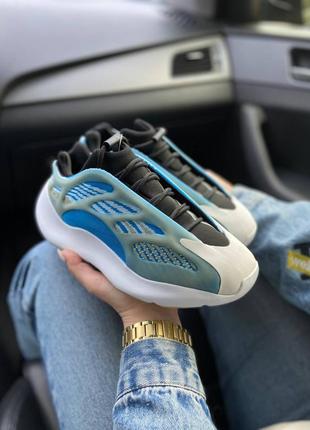 Yeezy boost 700 arzareth