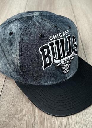 Кепка mitchell & ness nba chicago bulls4 фото