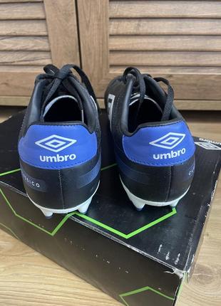 Кросівки футбольні бутси umbro2 фото