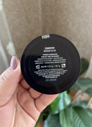 Компактная пудра для лица nyx professional makeup can't stop won't stop powder foundation4 фото