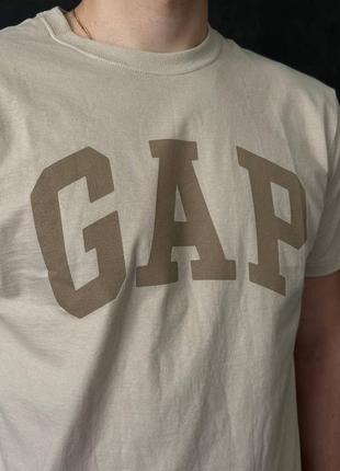 Оригінальна футболка gap