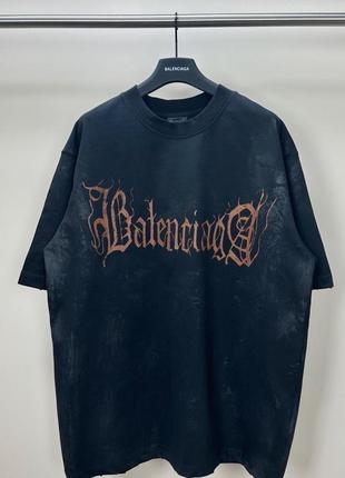 Футболка в стиле balenciaga