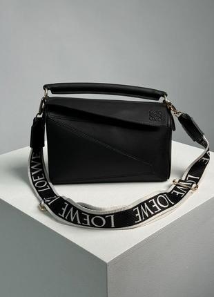 Сумка женская в стиле loewe small puzzle bag in classic calfskin black1 фото