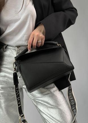 Сумка женская в стиле loewe small puzzle bag in classic calfskin black6 фото