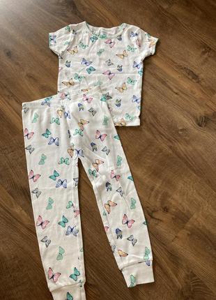 Пижама девочке с коротким рукавом carters на 3-4 года