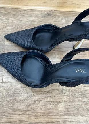 Туфлі zara
