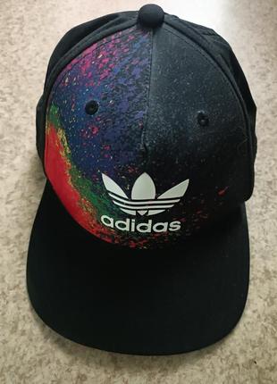 Стильна вишукана бейсболka кепка бейсболка оригінальна adidas