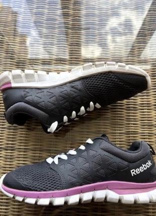 Кроссовки reebok оригинальные черные2 фото