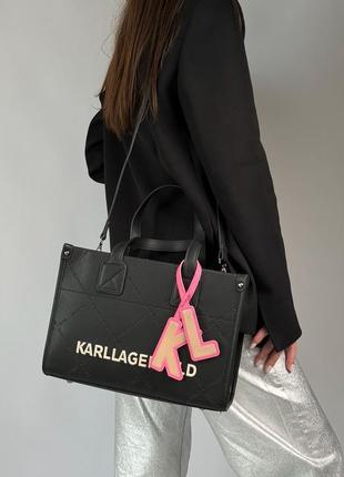 Сумка женская в стиле karl lagerfeld k/skuare embossed large tote bag4 фото