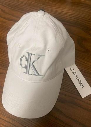 Кепка calvin klein сіра. оригінал4 фото