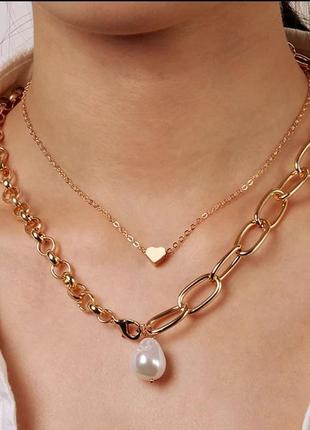 Ожерелье колье чокер цепочка многослойная золотистая с перлами с подвеской сердце