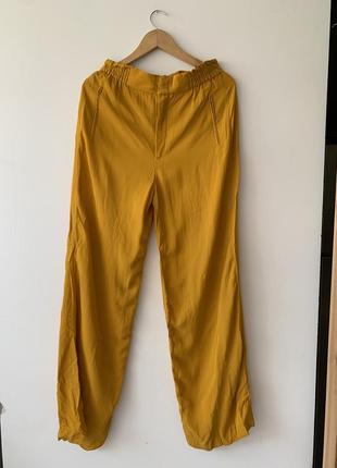 Желтые брюки брюки палаццо на высокой посадке вискоза zara