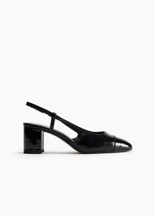 Чорнв туфлі жіночі в стилі шанель hm new