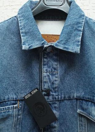 Жіноча вінтажна джинсова куртка diesel (італія), синього кольору, фасон оверсайз8 фото