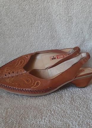 Pikolinos laser cutut sling back red heal босоножки р.38