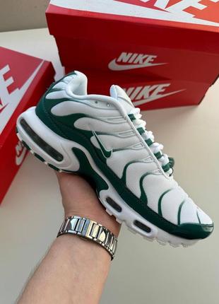 Чоловічі гNike Sportswear is already getting ready for the spring season with this