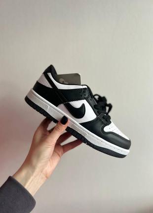 Женские кожаные кроссовки nike sb dunk low black white
