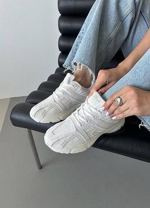 Кросівки жіночі текстильні білі