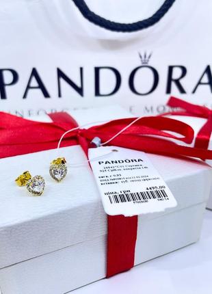 Серебряные серьги сережки пандора pandora 268427c01 блестящее рельефное сердце камни серебро позолота золото проба s925 ale новое с биркой и пломбой