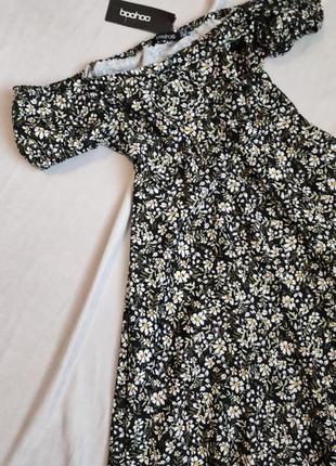 Платье платье цветочный принт на плече