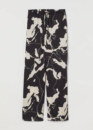Легкие сатиновые широкие брюки h&m оригинал р. s