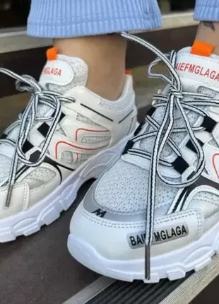 Женские кроссовки спортивные classshoesbal190 - бежево-оранжевые