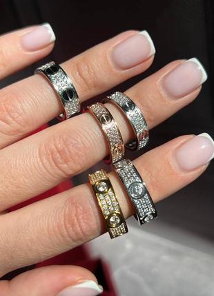 Каблучки у стилі cartier