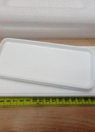 Тарелки для закусок, десертов