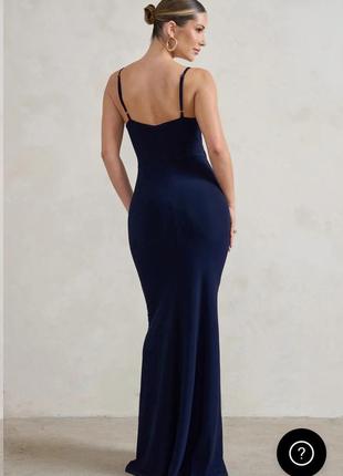 Темно-синее платье макси с глубокими рюшами и разрезами2 фото