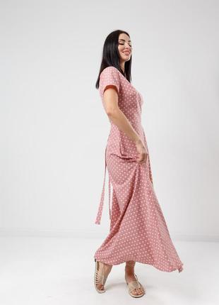 Длинное женское платье на запах в принт горошек7 фото