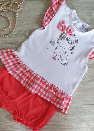 Костюм со шортиками и футболка