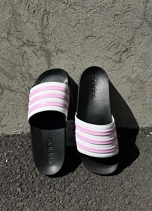 Шльопанці adidas. оригінал.
