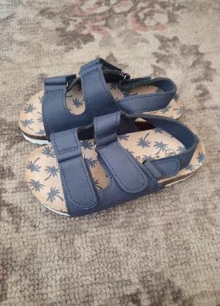 Босоножки для мальчика