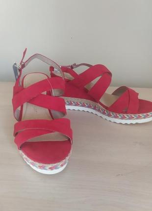 Жіночі босоніжки ,ескадрильї marco tozzi 39 (устілка 25 см)