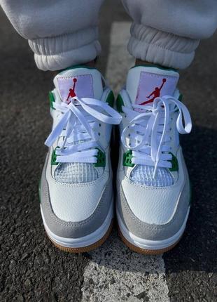 Air jordan 4 retro x sb pine green5 фото