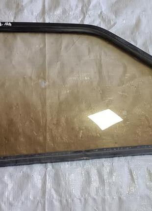 Стекло заднее левое кузова заз таврия