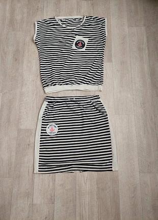 Літній жіночий костюм спідниця футболка