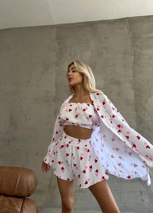 Костюм трійка з шортами